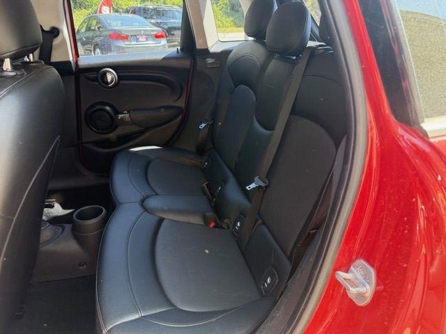 MINI Cooper 4-Door 2018