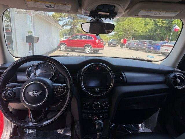 MINI Cooper 4-Door 2018