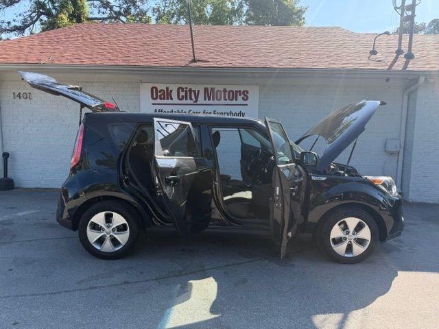 Kia Soul Base 6A 2016