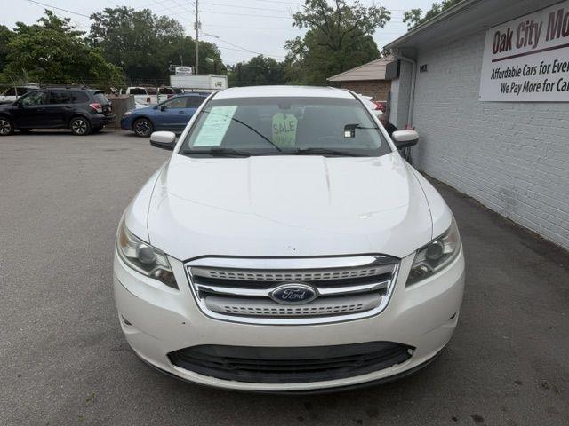 Ford Taurus SEL AWD 2010