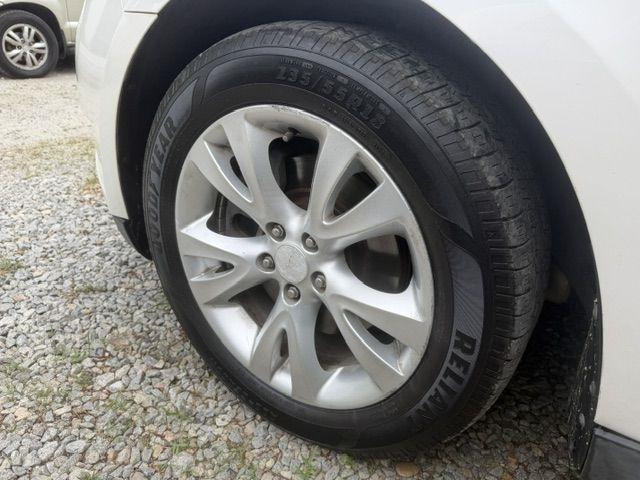 Ford Taurus SEL AWD 2010