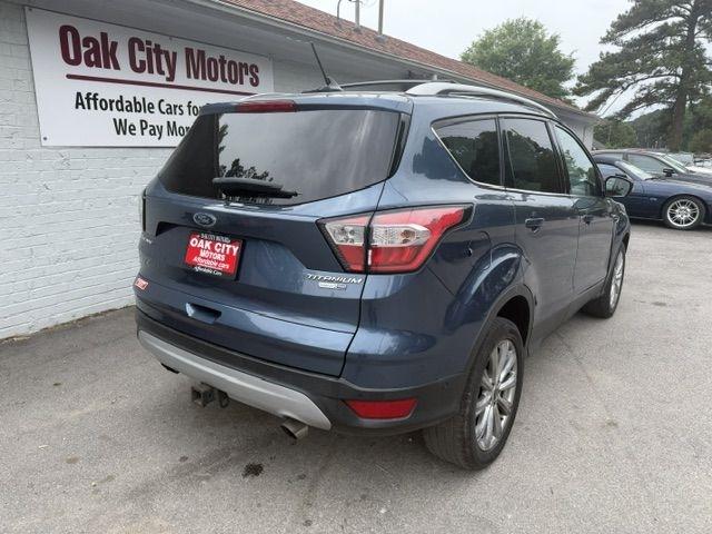 Ford Escape Titanium 4WD 2018