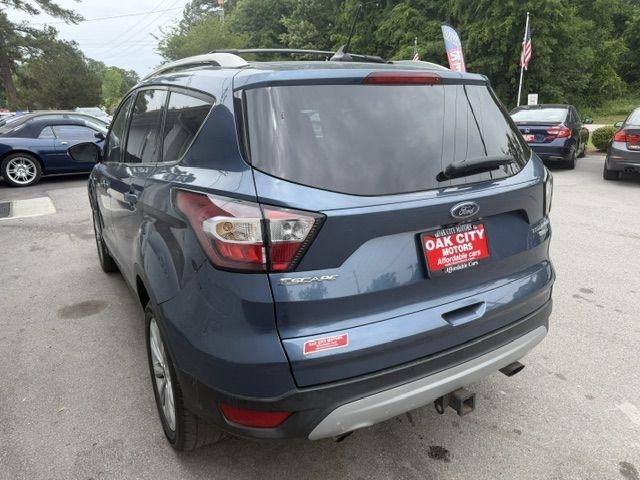 Ford Escape Titanium 4WD 2018