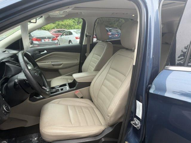 Ford Escape Titanium 4WD 2018