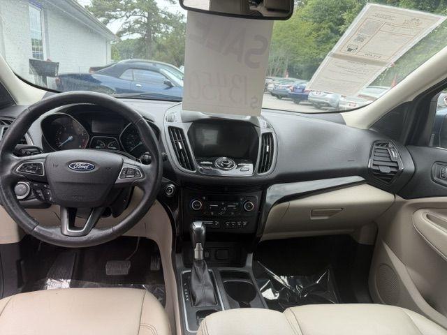 Ford Escape Titanium 4WD 2018