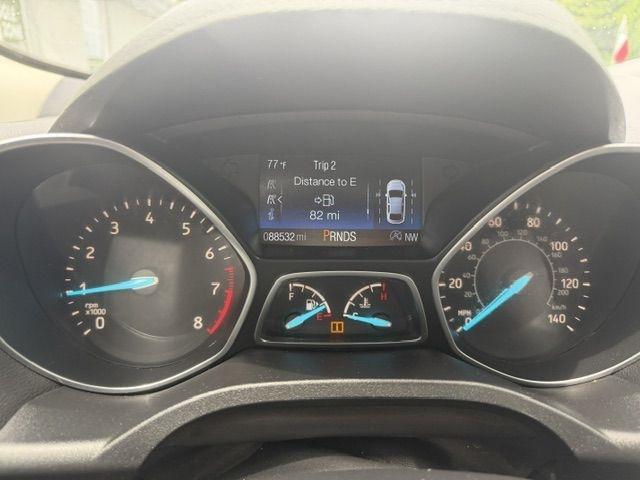 Ford Escape Titanium 4WD 2018