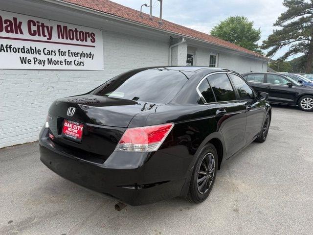 Honda Accord LX sedan AT 2010
