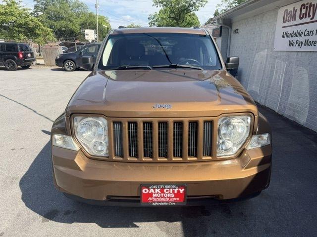 Jeep Liberty Sport 4WD 2011