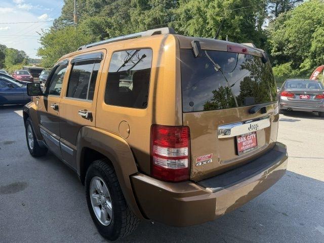 Jeep Liberty Sport 4WD 2011