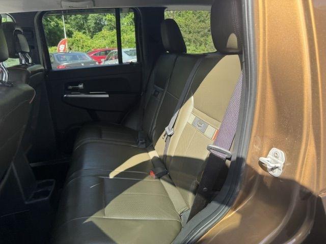 Jeep Liberty Sport 4WD 2011