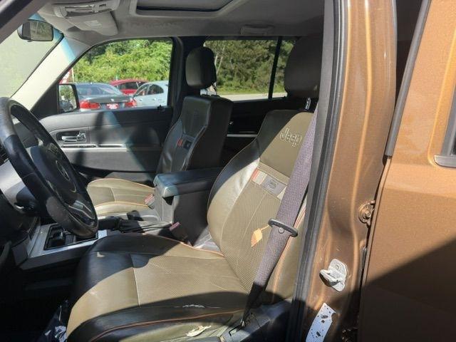 Jeep Liberty Sport 4WD 2011