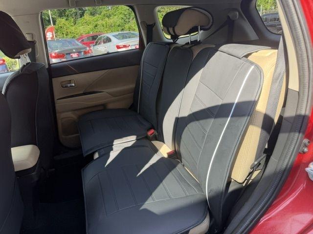Mitsubishi Outlander SEL AWD 2017