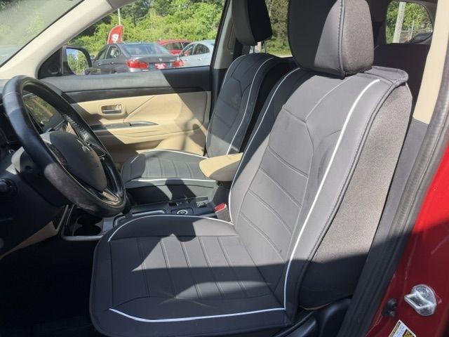Mitsubishi Outlander SEL AWD 2017