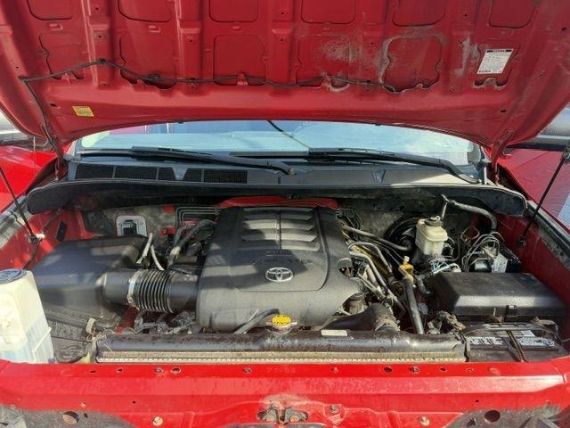 Toyota Tundra Tundra-Grade Double Cab 4.6L 4WD 2011