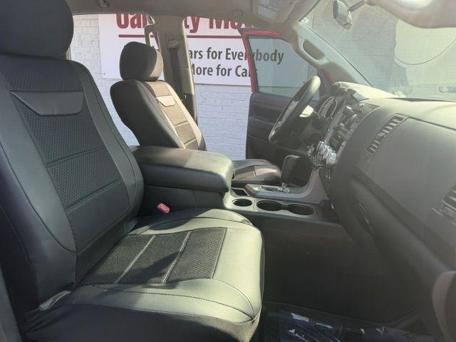 Toyota Tundra Tundra-Grade Double Cab 4.6L 4WD 2011