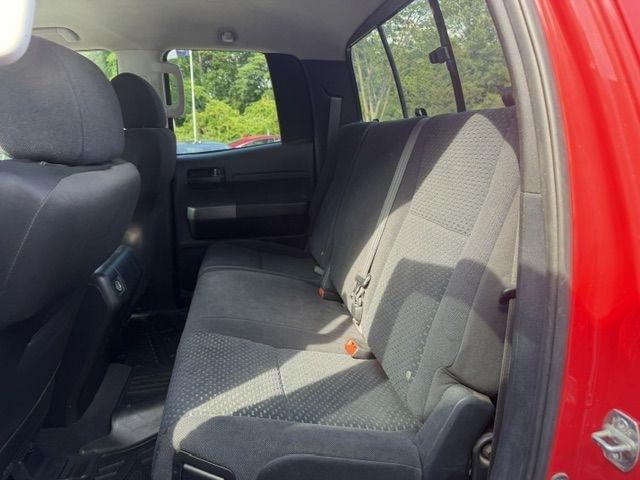 Toyota Tundra Tundra-Grade Double Cab 4.6L 4WD 2011
