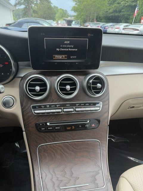 Mercedes-Benz GLC-Class GLC300 4MATIC 2019