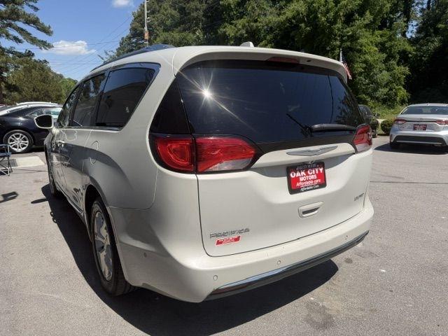 Chrysler Pacifica Limited 2017