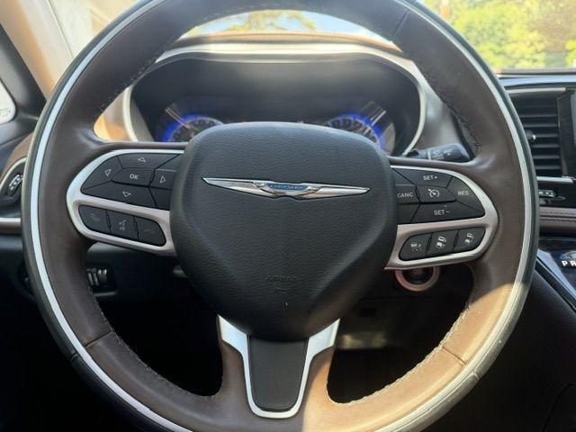 Chrysler Pacifica Limited 2017