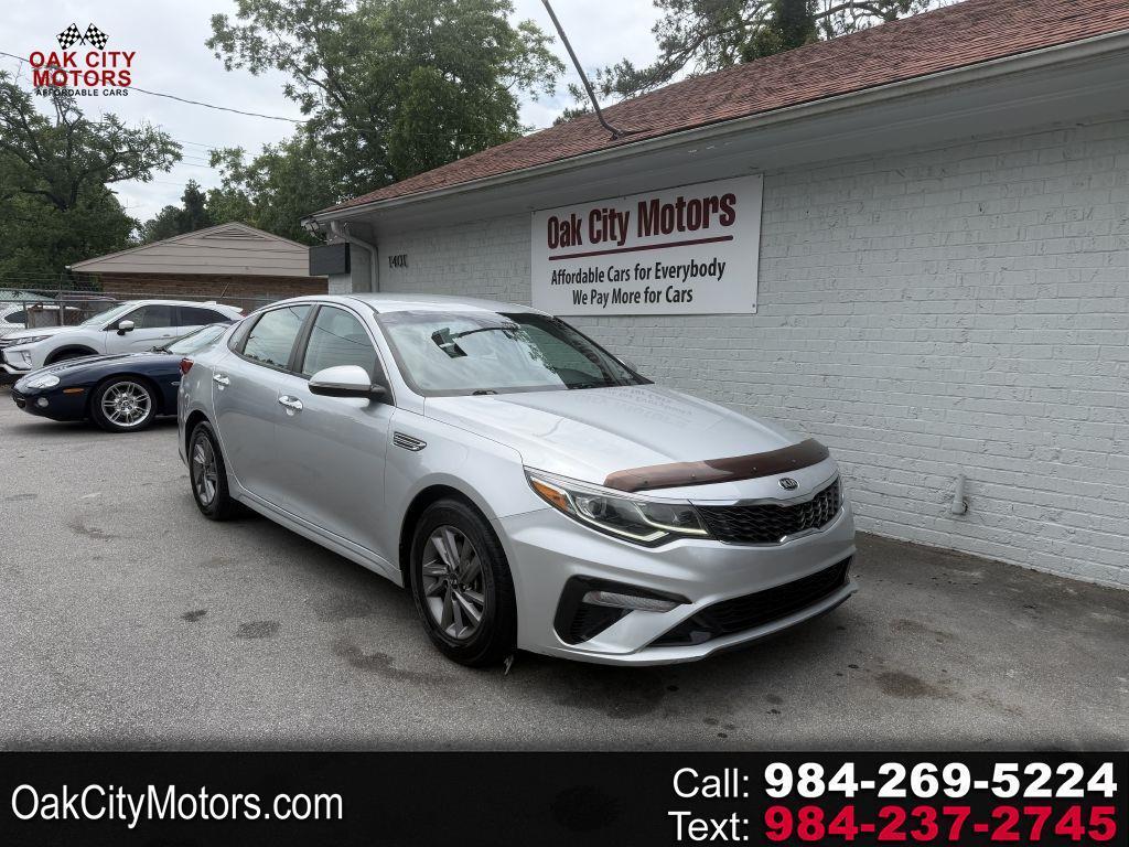 2020 Kia Optima LX AT's photo
