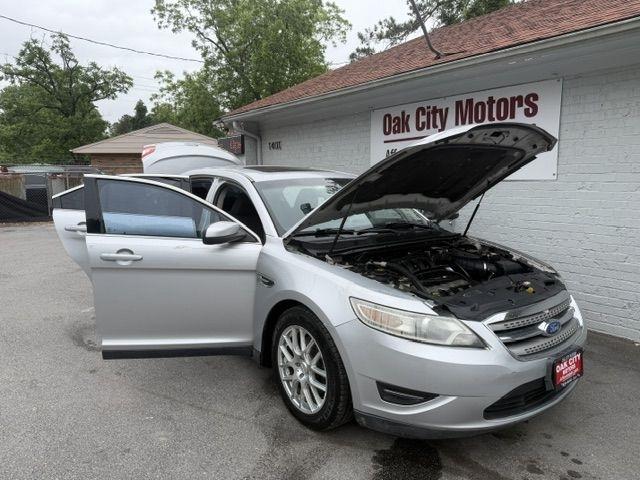 Ford Taurus SEL FWD 2011