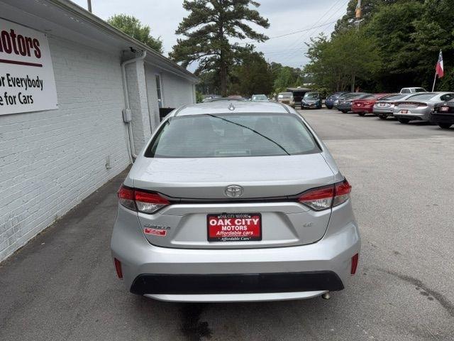 Toyota Corolla LE 2021