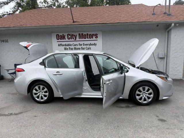Toyota Corolla LE 2021