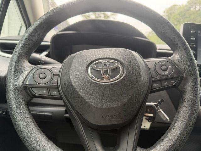 Toyota Corolla LE 2021