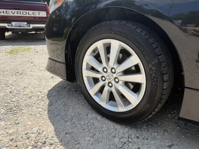 Toyota Corolla Base 4-Speed AT 2009