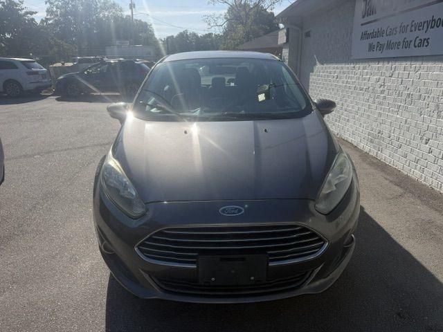 Ford Fiesta SE Sedan 2014