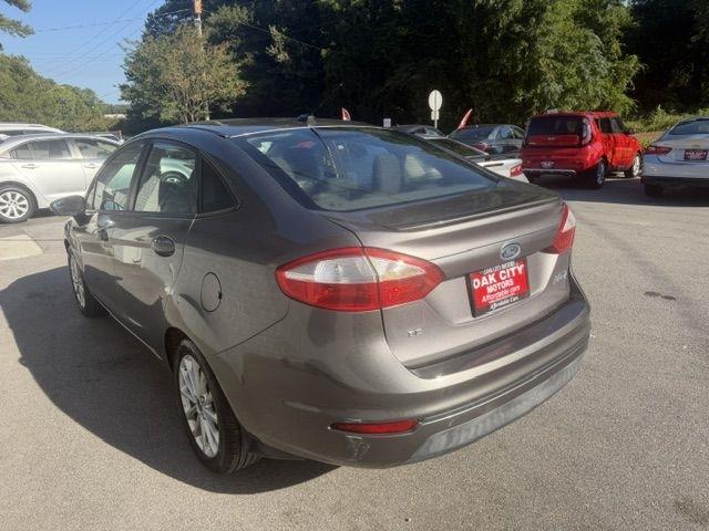 Ford Fiesta SE Sedan 2014
