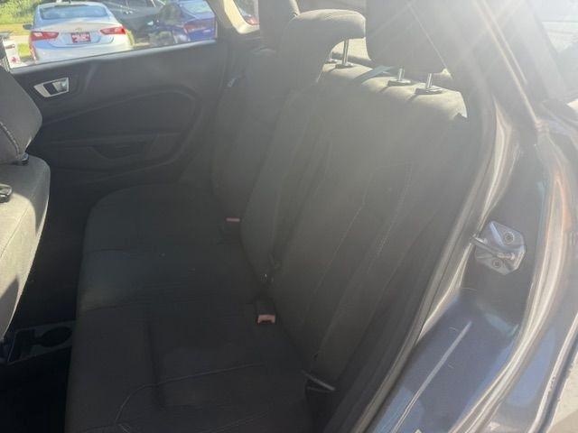 Ford Fiesta SE Sedan 2014