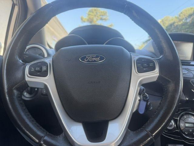 Ford Fiesta SE Sedan 2014