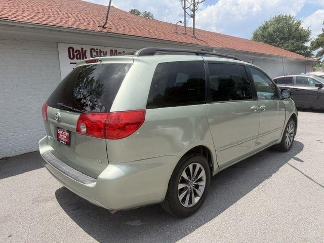Toyota Sienna CE FWD 8-Passenger 2008