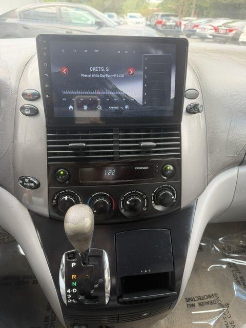 Toyota Sienna CE FWD 8-Passenger 2008