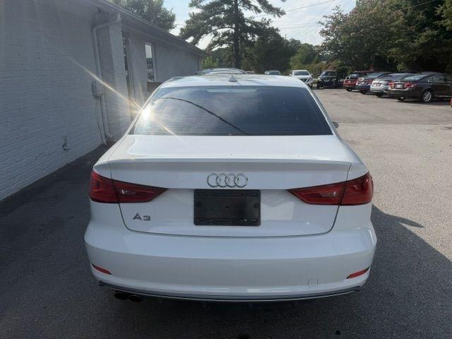 Audi A3 1.8T Premium FWD S tronic 2015
