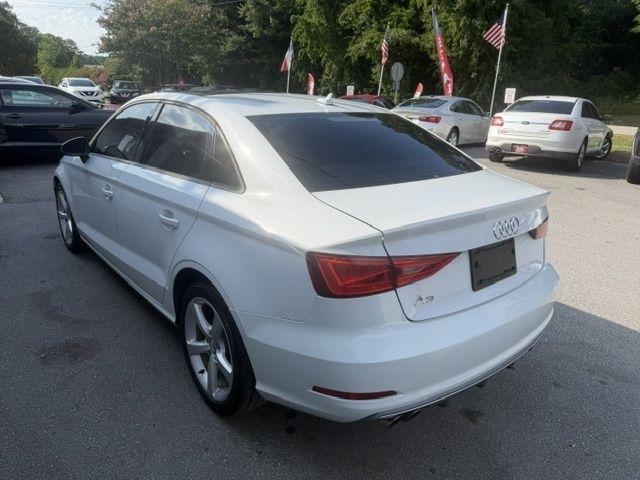 Audi A3 1.8T Premium FWD S tronic 2015