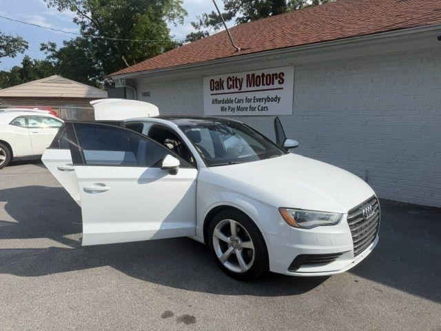 Audi A3 1.8T Premium FWD S tronic 2015