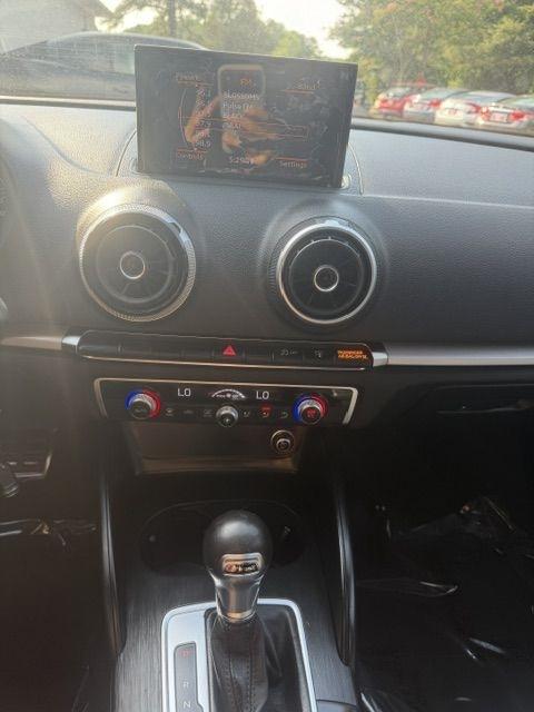 Audi A3 1.8T Premium FWD S tronic 2015