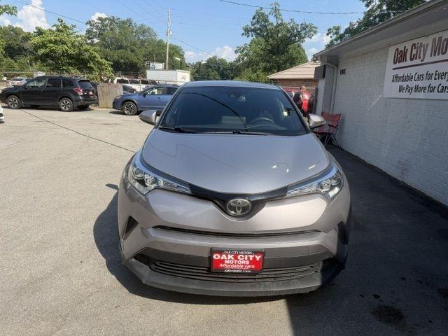 Toyota C-HR XLE 2019