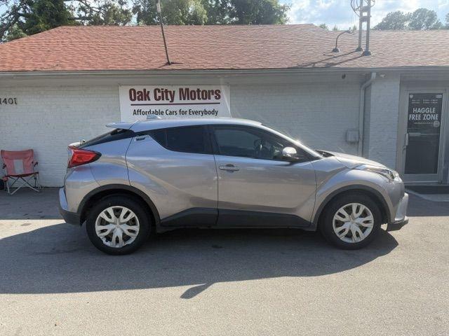 Toyota C-HR XLE 2019