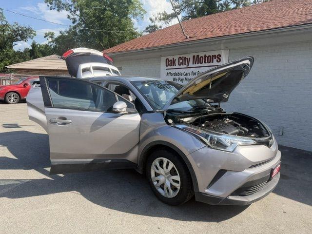 Toyota C-HR XLE 2019