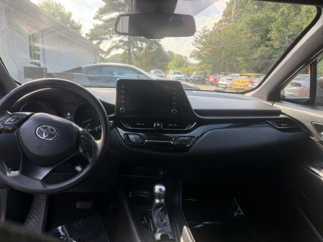 Toyota C-HR XLE 2019