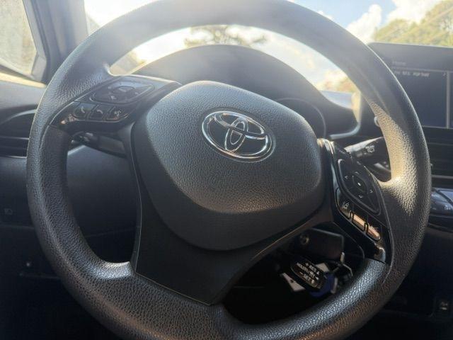 Toyota C-HR XLE 2019