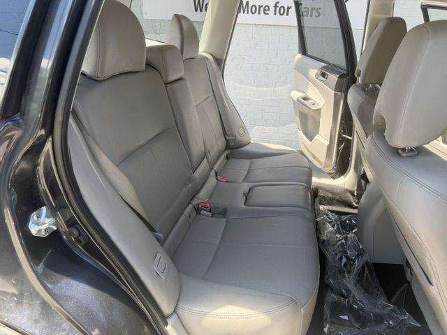 Subaru Forester 2.5X Limited 2012