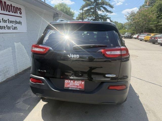 Jeep Cherokee Latitude 4WD 2016