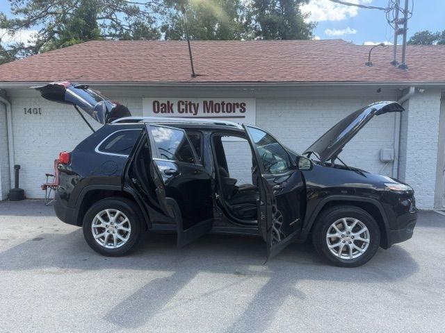 Jeep Cherokee Latitude 4WD 2016