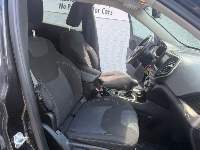 Jeep Cherokee Latitude 4WD 2016