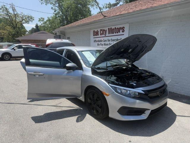 Honda Civic LX Sedan CVT 2017