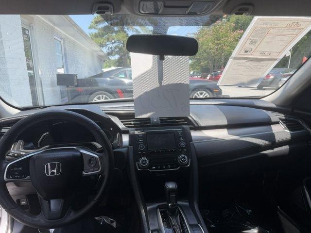 Honda Civic LX Sedan CVT 2017
